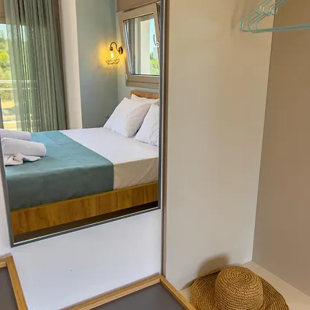 B Cozy يميناريا